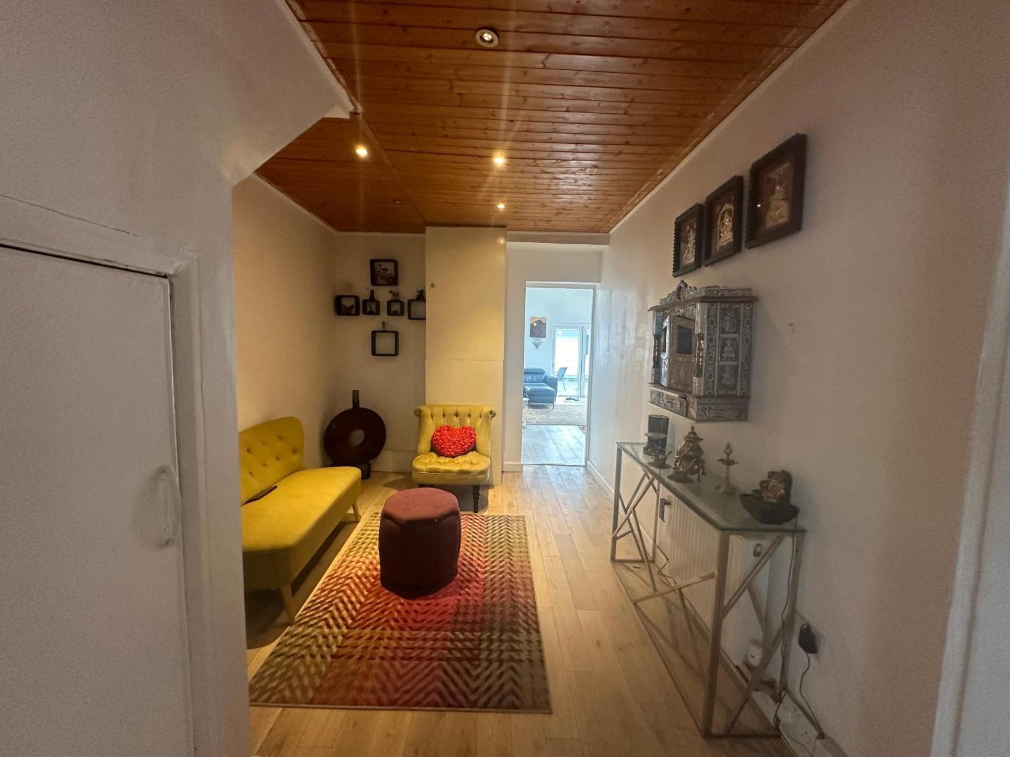 Beautiful Home In London With Easy Access To Central London Sutton  Eksteriør bilde